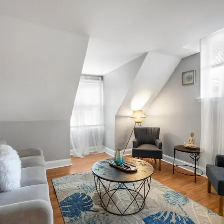 Spacious 2Br In Univ City